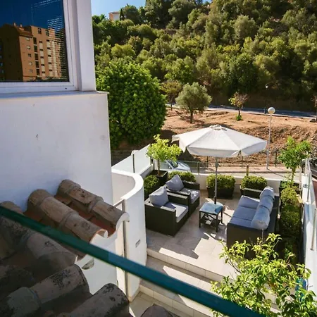 Modern Two-floor Townhouse With Sauna Pacos Casa Sarilyn 펜션 푸엔히롤라